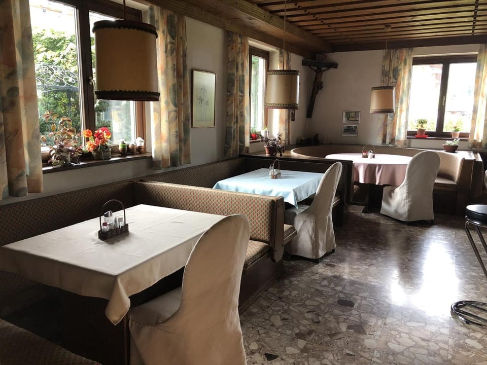 Gasthof Rosslhof Inn in Salzburgerland
