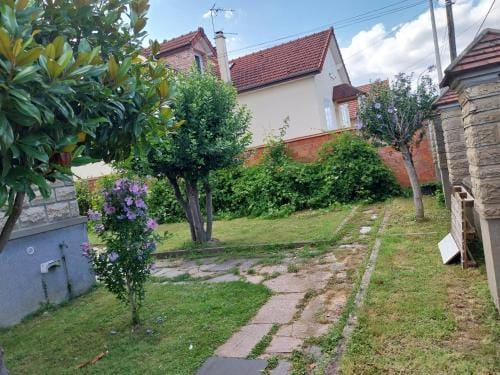 Zoe 1 Hotel in Île-de-France