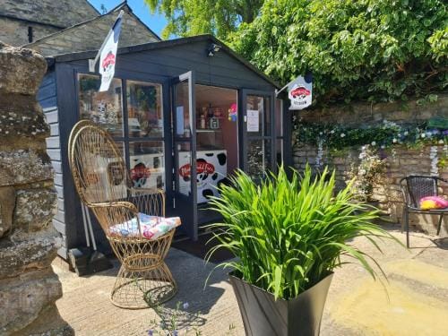 The Ship Inn Hotel in Huntingdonshire District
