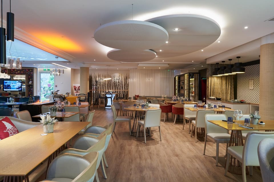 Four Points by Sheraton Paris Charles de Gaulle Airport Hotel in Île-de-France