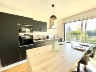 Joli appartement avec balcon au pieds des commences et des plages Hotel in Finistere