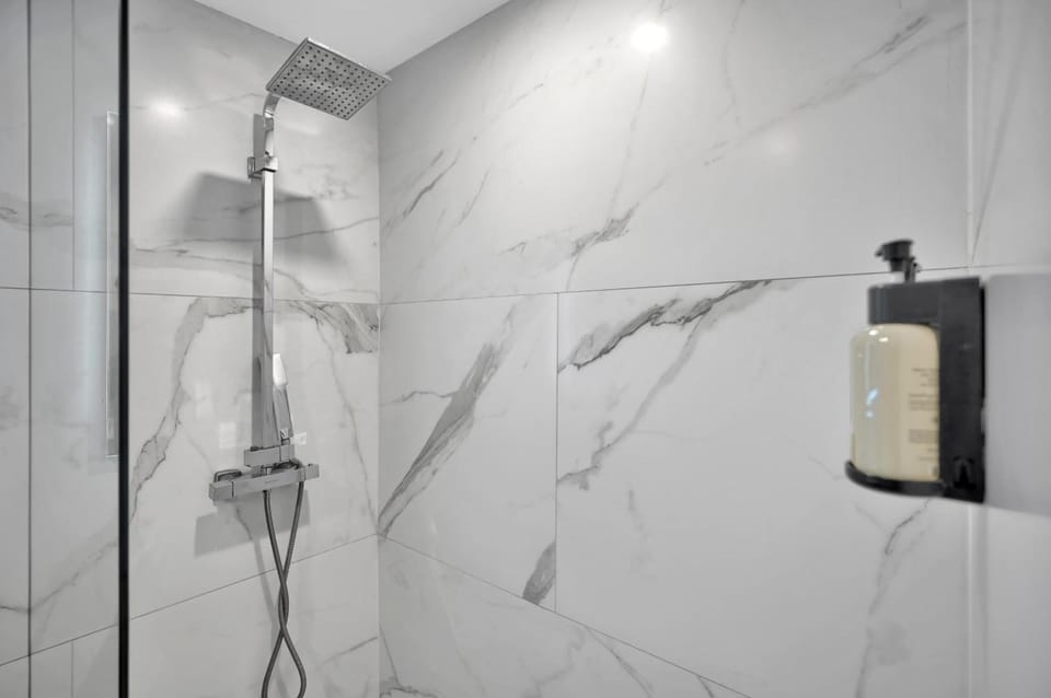 Find Tranquility in the Grove Apartment hotel in Coconut Grove