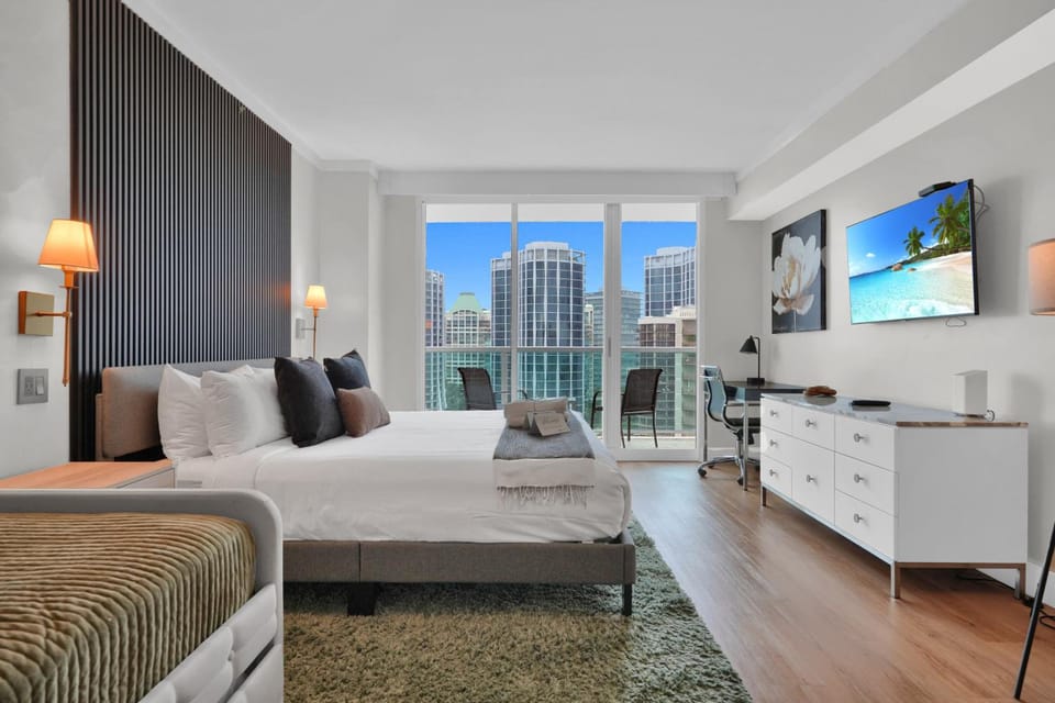 Find Tranquility in the Grove Apartment hotel in Coconut Grove
