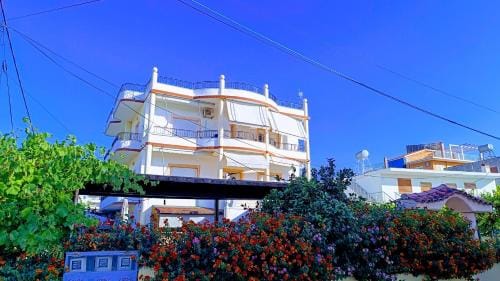 Nitro Inn Orikum - SEA and GARDEN Hotel in Vlorë County, Albania