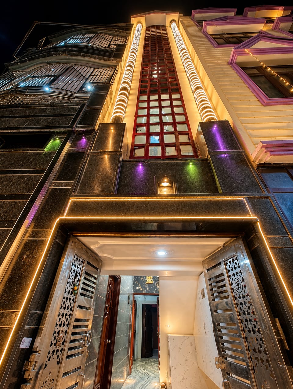 Goroomgo The Banaras Inn Varanasi Hotel in Varanasi
