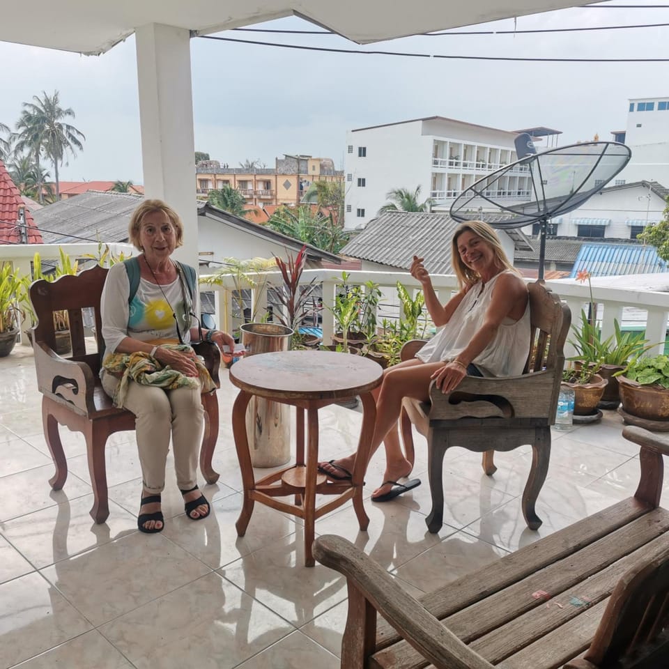 Haadrinvillage fulmoon Hotel in Ban Tai