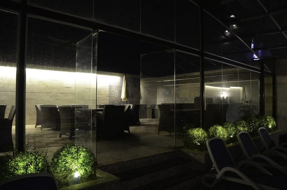 HOTEL dGATES Hotel in Lahore