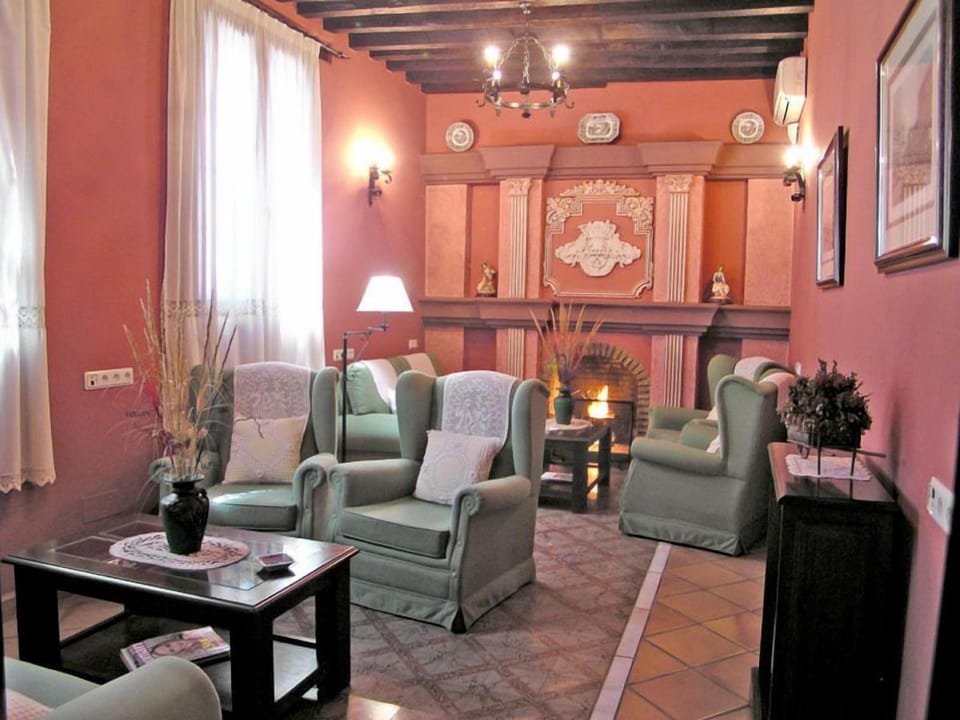 Hotel La Casa Grande del Burgo Hotel in Sierra de las Nieves
