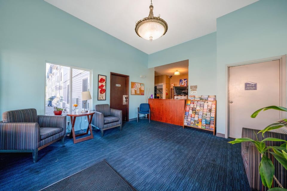 Unicorn Inn by OYO Portland Hotel in Portland