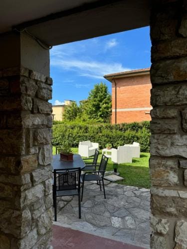 Lucy's House, elegante alloggio rustico con tutti i comfort moderni a Pisa Hotel in Pisa