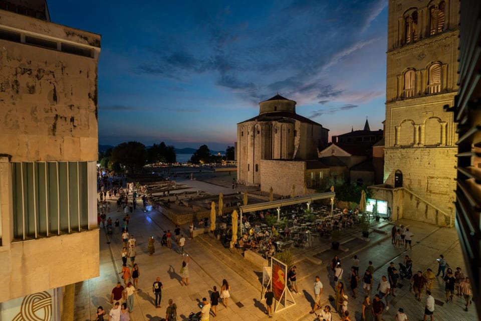 Luxury Rooms - FOR GIFT Hotel in Zadar