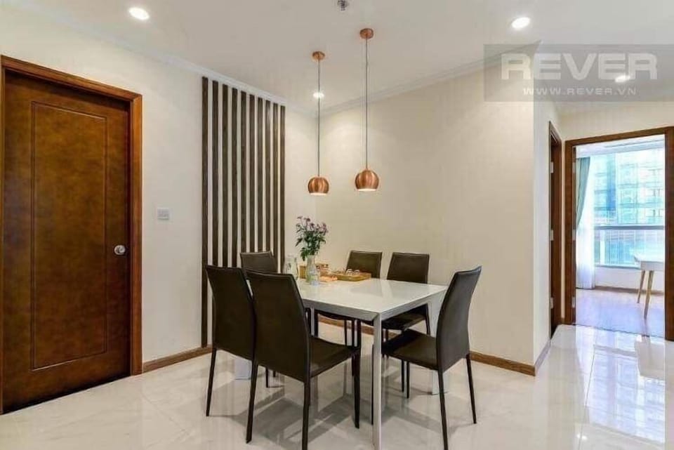 LANDMARK PLUS RESIDENCES LUXURY SUITE Hotel in Ho Chi Minh City