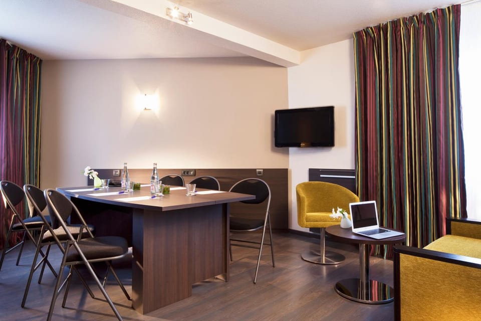 Escale Oceania Vannes Centre Hotel in Vannes