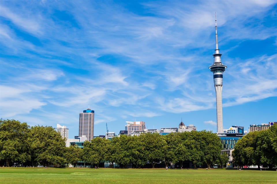 Brand New! Luxe 3-Bed Apartment In Aotea Square Hotel in Auckland