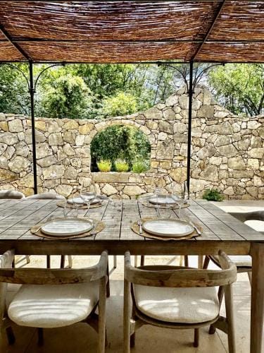Mas La Roca Hotel in Roquefort-les-Pins