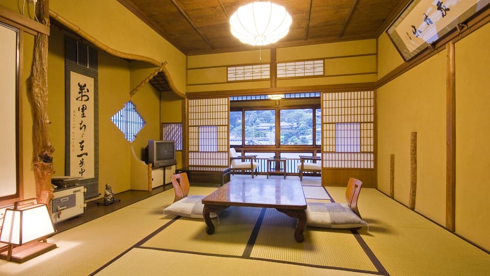 Yugawara Onsen Itouya Hotel in Kanagawa Prefecture