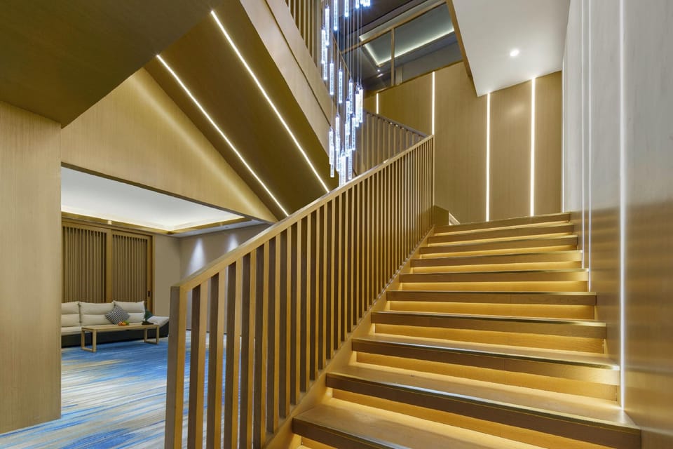 Shenzhen LansHotel - Futian Station Hotel in Hong Kong