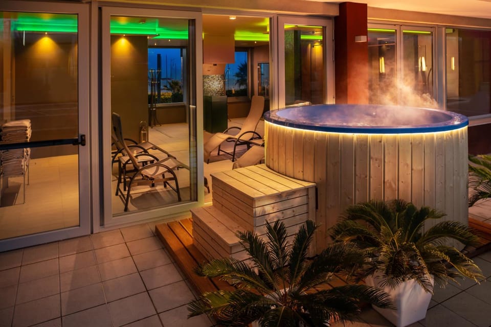 Hot tub