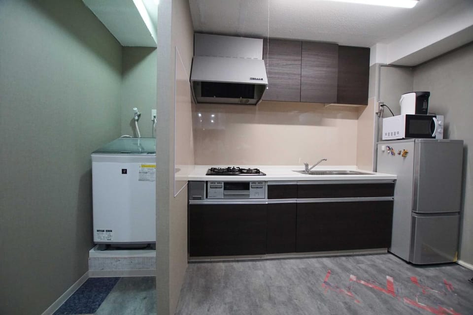 TOKYOGUEST NIHOMBASHI Hotel in Chiba Prefecture
