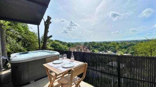 Chalet, Jacuzzi, Vue Panoramique Hotel in Île-de-France