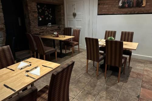 The Boughton Peterchurch - Pub Grub & Bed Hotel in Wales