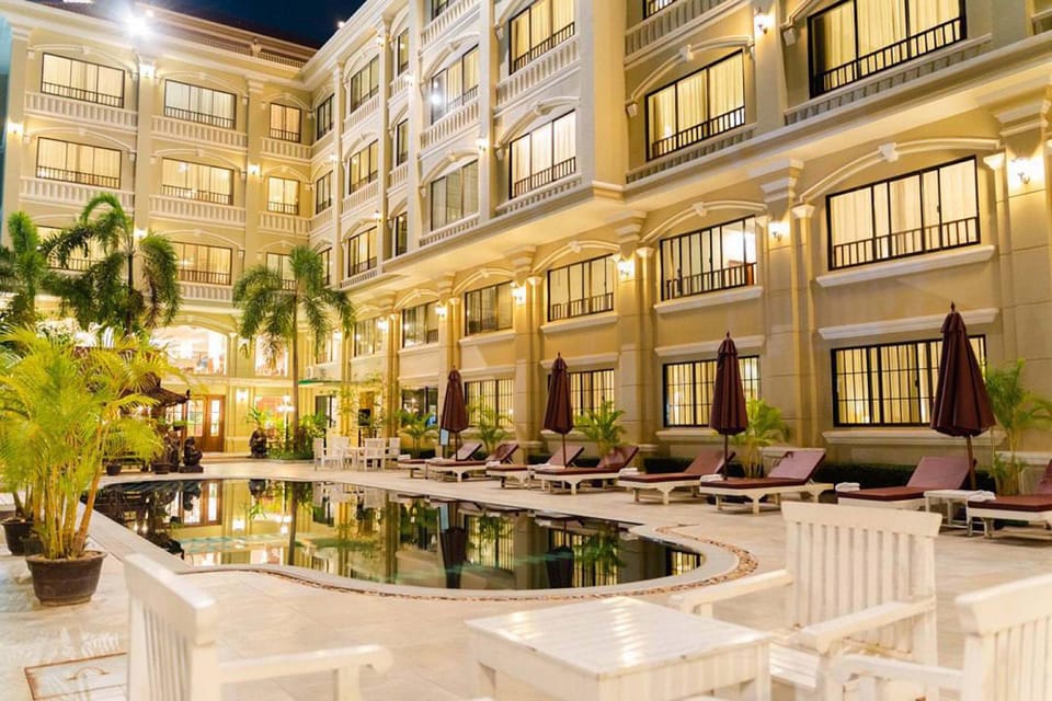 Swimming pool