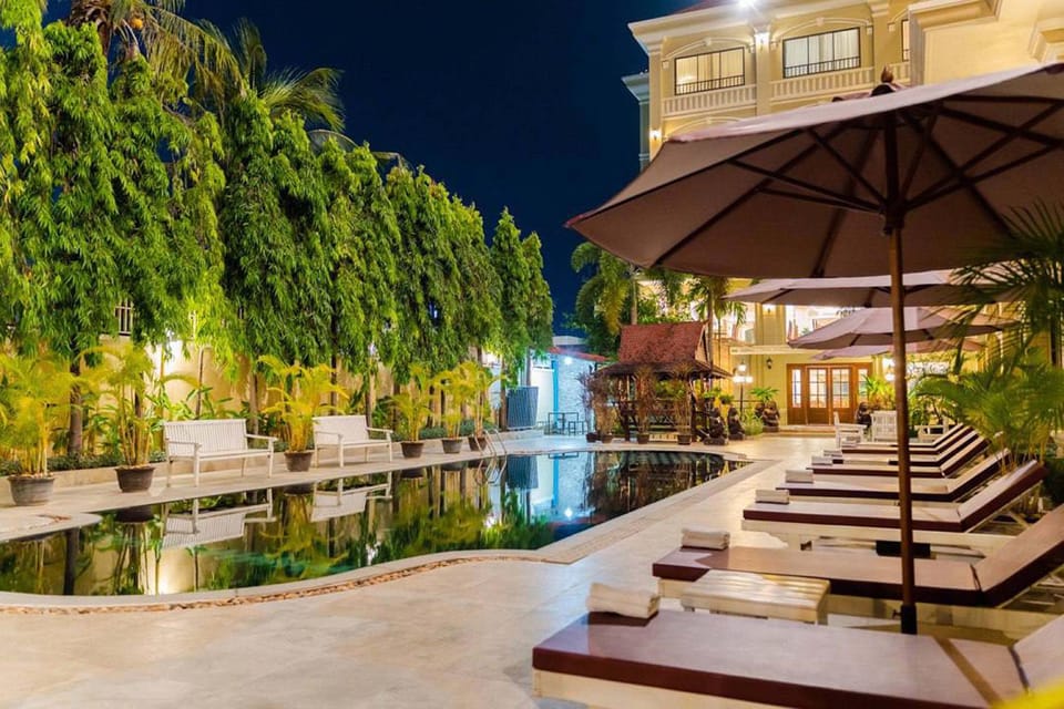 Swimming pool