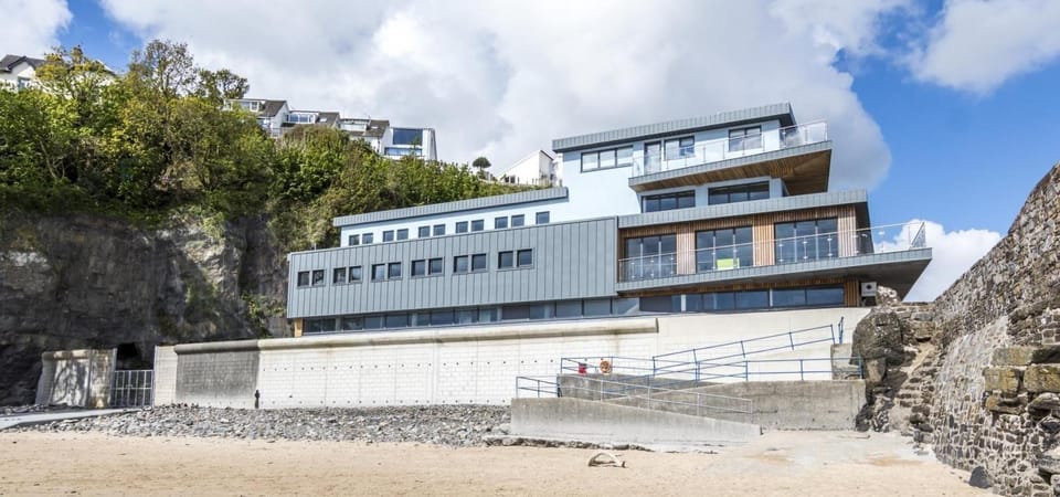Harbour Stays - The Marine Centre, Saundersfoot Harbour, SA69 9HE Hotel in Saundersfoot