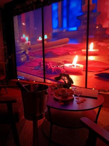 Multiverse Suite immersive Hotel in Lambesc