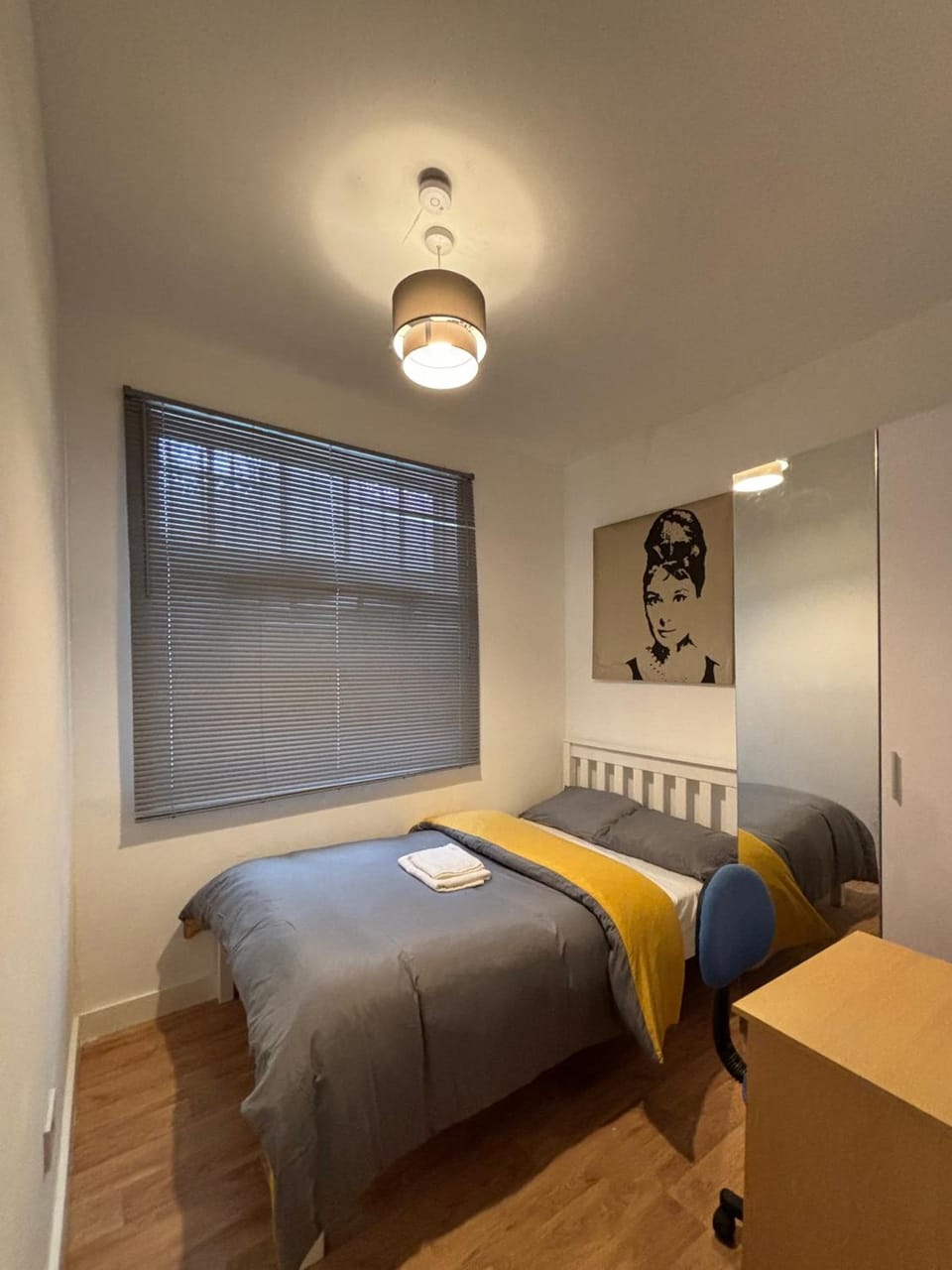 Sterling Suites Ealing Hostel in London Borough of Ealing