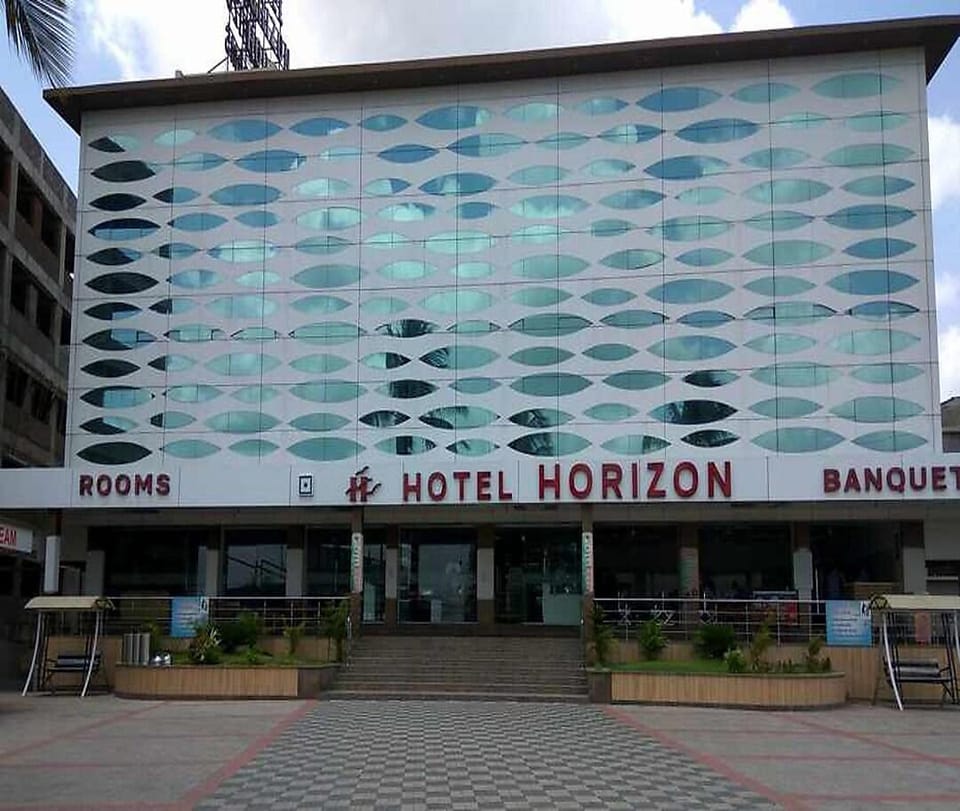 The Horizon Hotel  Hotel in Gujarat