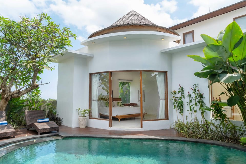 Floro Villa Canggu by Uniquecations Hotel in North Kuta