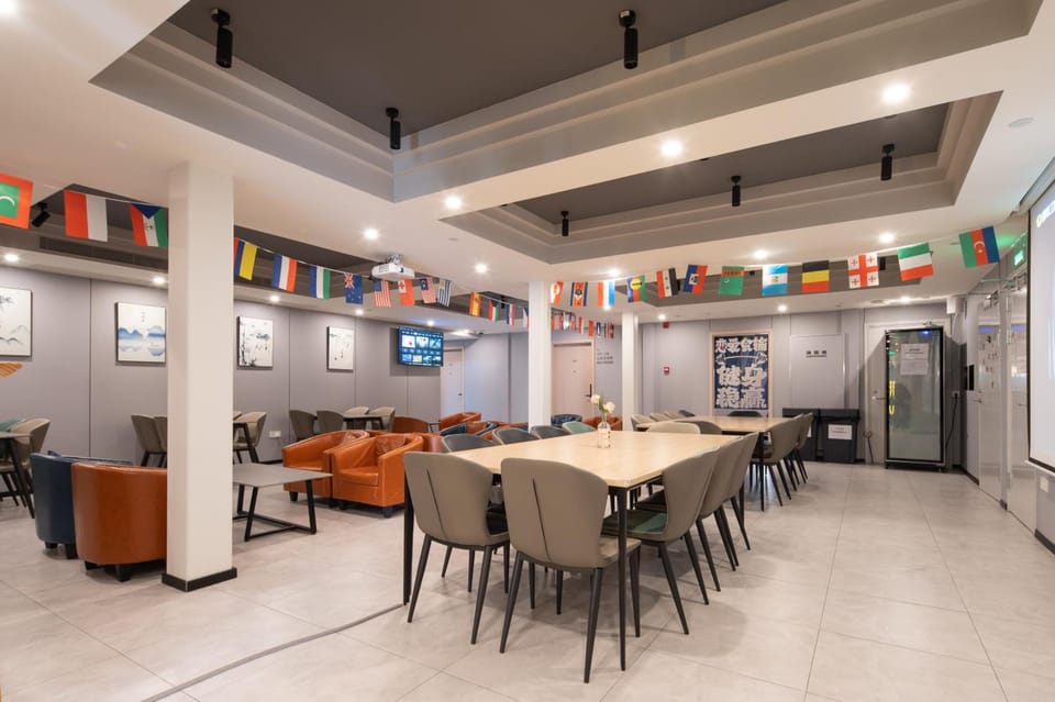 Dayin International Youth Hostel - People's Square & Old Town Hotel in Shanghai