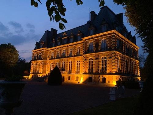 Le Chateau des Reves de la Ferte Fresnel Hotel in Normandy