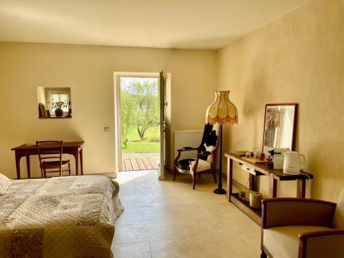 Chambre a Avot Bourgogne avec piscine Hotel in Bourgogne-Franche-Comté