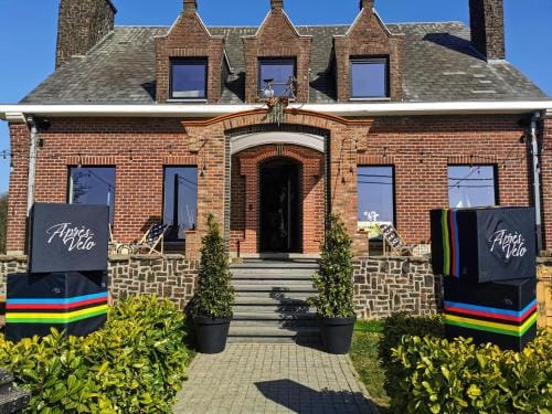Apres-Velo Hotel in Flanders