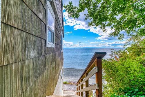Half Shell, Unit 2 Hotel in Point Roberts