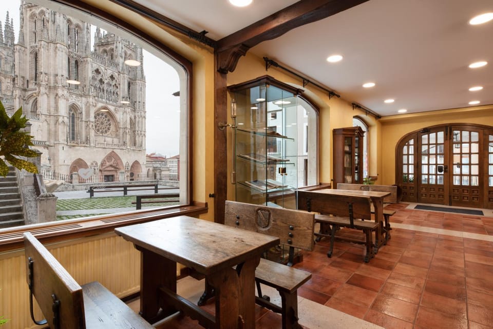 Crisol Meson del Cid Hotel in Burgos