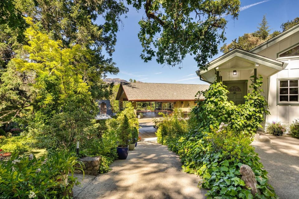 Foothill House Hotel in Calistoga