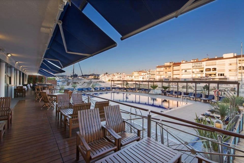 Hotel Port Salins by Pierre & Vacances Hotel in Alt Empordà