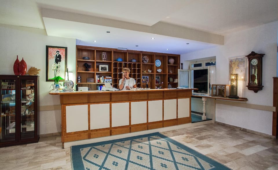 Hotel Sandalyon Hotel in San Teodoro