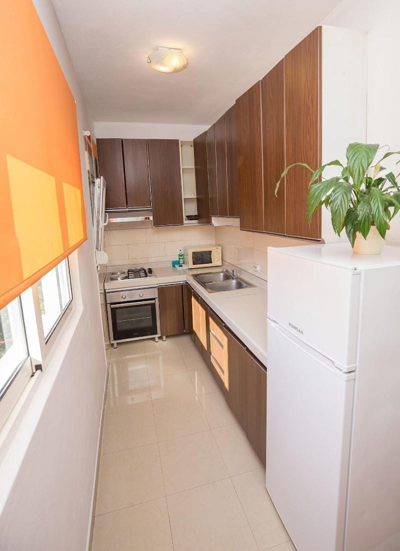 Apartments and Room Thea Hotel in Zadar