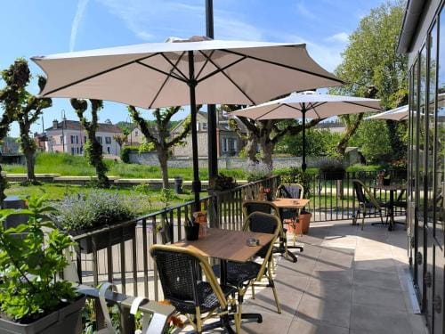 Pavillon Hugo - Maison Etape Hotel in Île-de-France