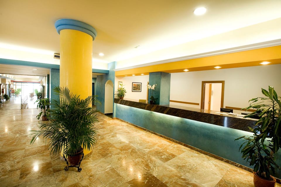 Hotel Monarque Torreblanca Hotel in Fuengirola