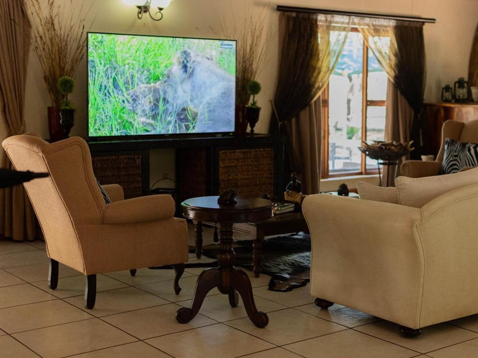 PHAKELA PRIVATE LODGE Hotel in North West, South Africa