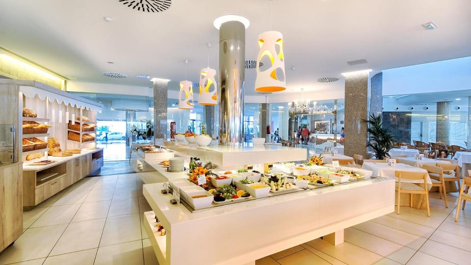 Bull Escorial & Spa Hotel in Maspalomas