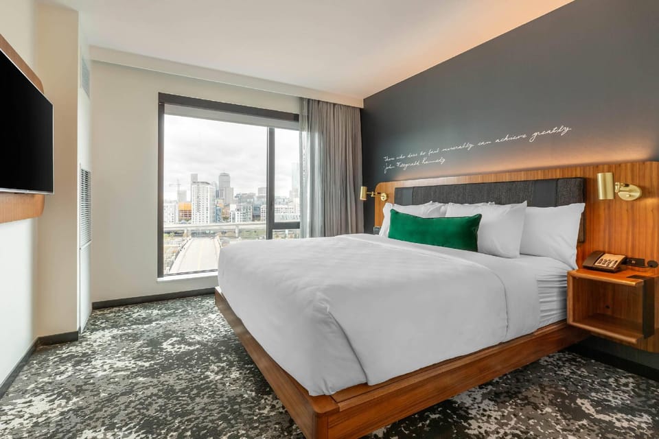 Suite room