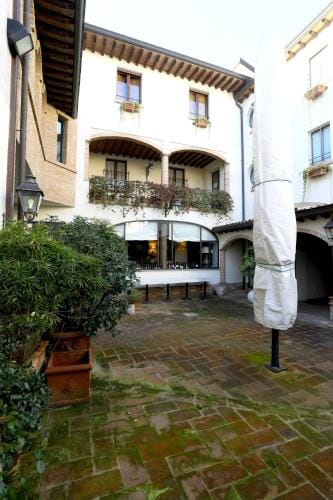 Locanda Stella d'Oro Hotel in Emilia-Romagna