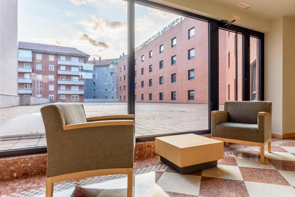 Aparthotel Exe Campus San Mames Hotel in León