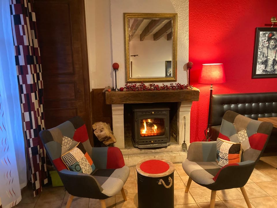 Logis Auberge De Launay Hotel in Centre-Val de Loire